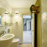 Apartment Haven - Downtown With Art Deco Design