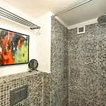 Apartment Haven - Downtown With Art Deco Design *