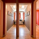 Haven - Downtown With Art Deco Design Apartment *
