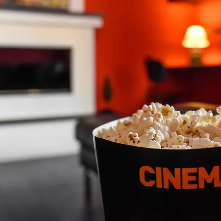 Haven - Downtown With Art Deco Design Διαμέρισμα