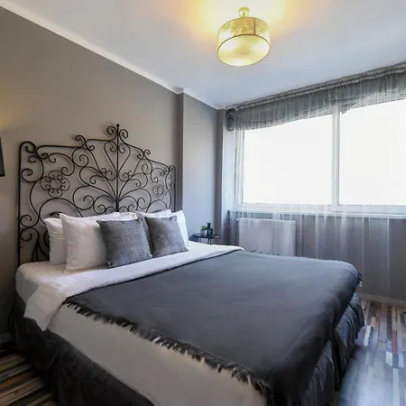 Haven - Downtown With Art Deco Design Apartament