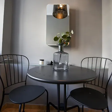 Apartment Haven - Downtown With Art Deco Design